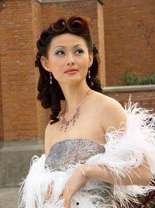 甘肃陇南女网红吃瓜,甘肃陇南女网红瓜田奇遇记